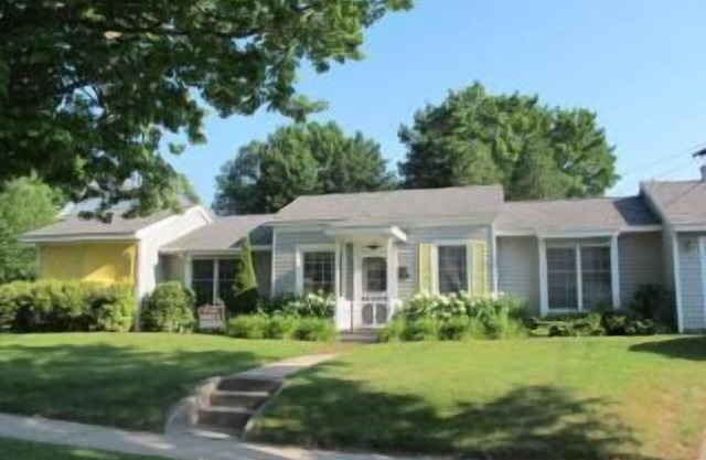 Summer Breeze - Centrally Located