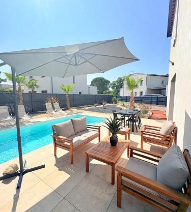 Sumptuous villa pool jacuzzi