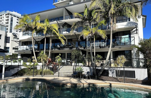 Sun And Sandy ~ Gorgeous Beach Front Locationn2 Bedrooms, 2 Bathrooms, Sleeps 6n