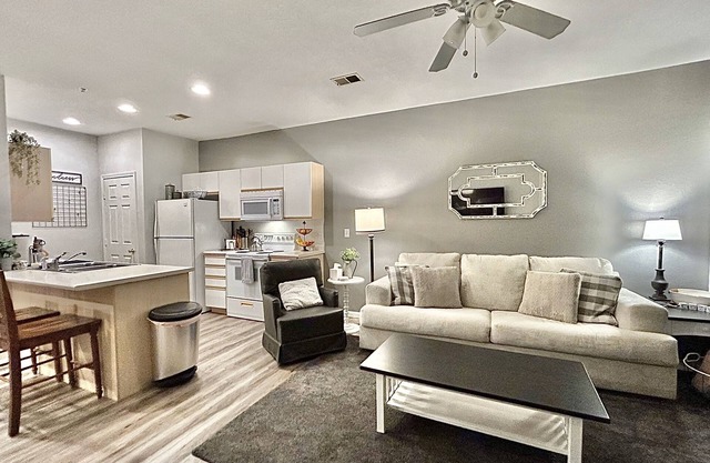 Sunago Suite in Branson