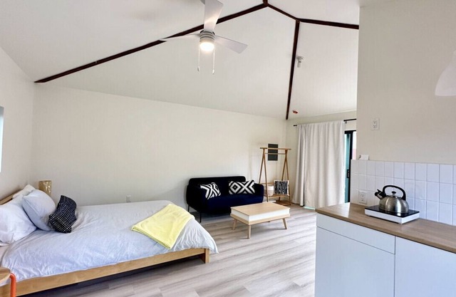 Sunlit ADU BRAND NEW Construction near all things SD