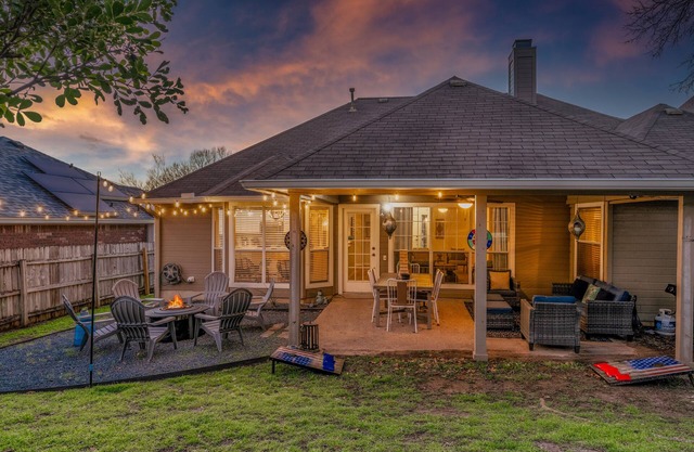 Sunny Haven: Open Concept Living w/Games Galore!