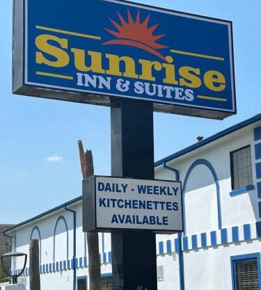 Sunrise Inn & Suites