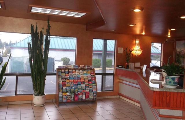 Sunrise Inn