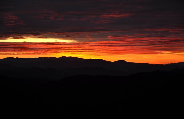 Sunset Dream at Wolf Laurel-Hatley Pointe Resorts, Country Club, Dine, Swim, Ski