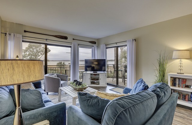 Sunset Rentals | Beachside Tns 1870