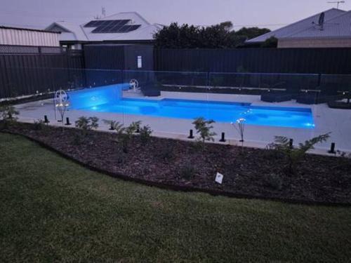 Sunset Shores 4BR Pool Retreat in Busselton