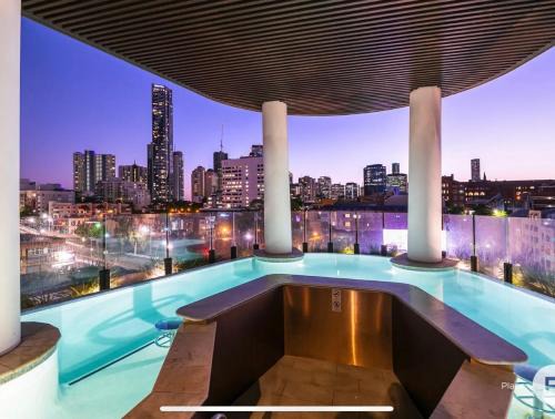 SUNSET VIEW Resort 2B 2B Apartment, BEST LOCATION