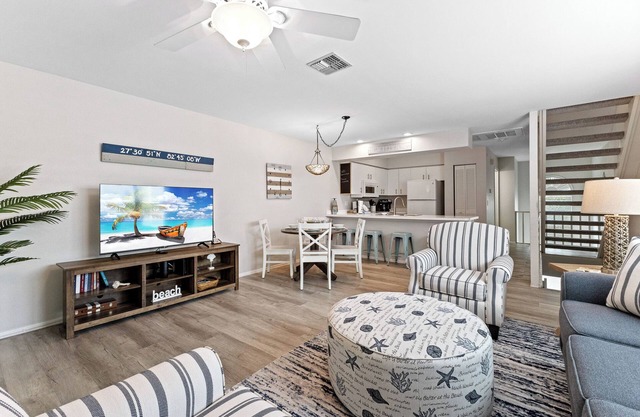 Sunsets & Daydreams – Good Times & Sunshine!