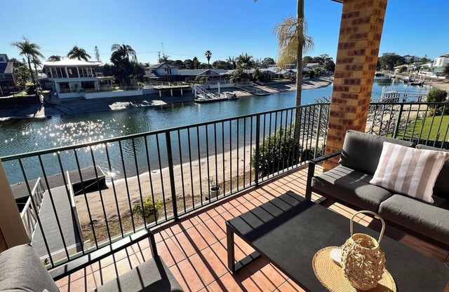 'Sunsets on Maroochy' - Canal Living!