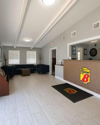 Super 8 by Wyndham Lantana West Palm Beach
