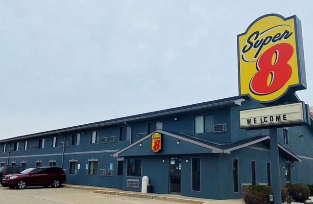 Super 8 by Wyndham Michigan City