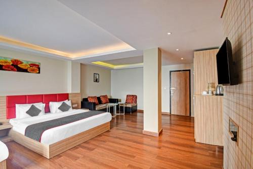 Super Townhouse Mansarovar Hotel