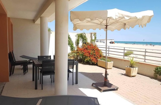 Superb 90 m2 villa directly on the beach of Palavas Montpellier