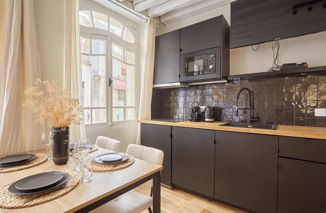 Superb AC Apartement Notre Dame de Paris