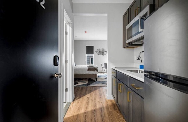 Superb and Cozy Studio