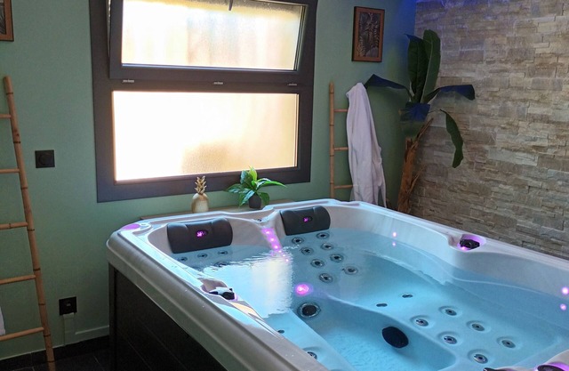 Superb apartment with jacuzzi and exterior