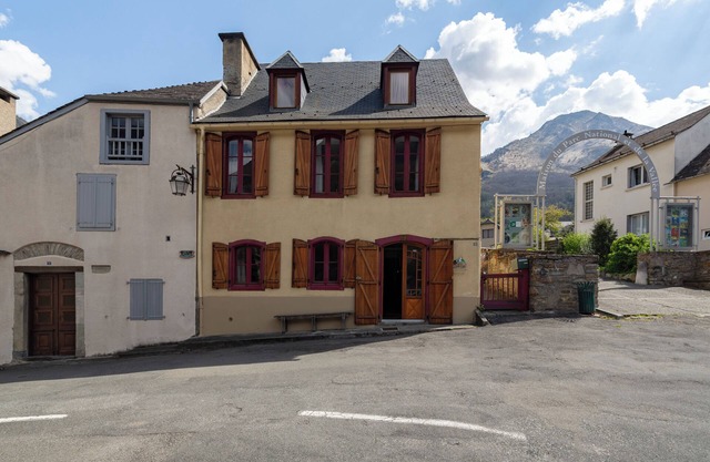 Superb holiday home sleeping up to14 in heart of the Hautes-Pyrenees