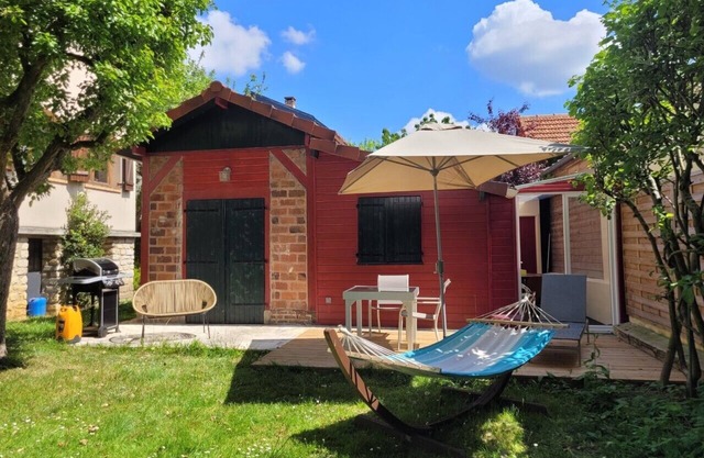 Sur une Ile en bord de marne guest house