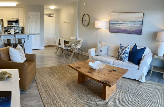 Surfside Oceanfront Condo— Luxury Unit/Top Floor
