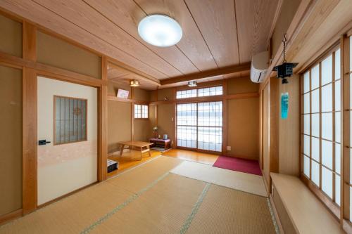 SUZUNONE The only private lodging in Tokyo 2 min walk natural hot springs near BIG super market ASAKUSA AKIHABARA SKYTREE nearby Japanese TATAMI style