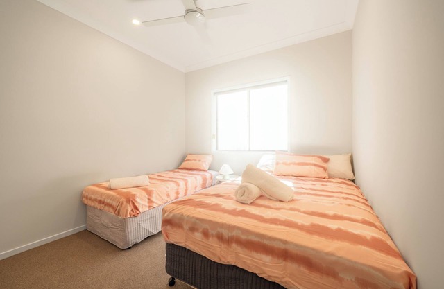 Sweet Home in Griffin, brand new & Spacious, 10 min to North Lake Westfield