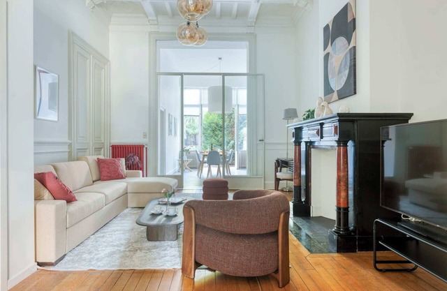 Sweett | Two-Bedroom Apartment B-01