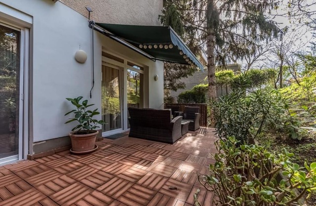 Szabi Buda New Terrace