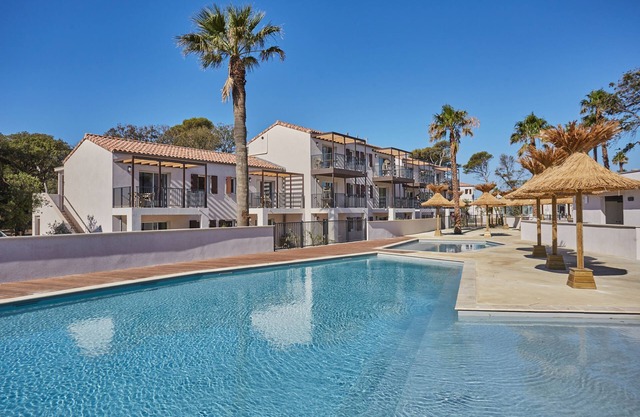 T2 à 650m de la Plage La Bergerie | Piscine