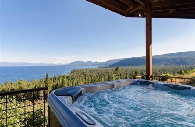 Tahoe City - Stunning Lake Tahoe View