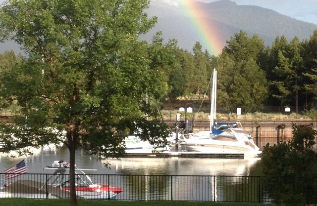 Tahoe Keys Townhouse , Beautiful views, available for short term rentals.