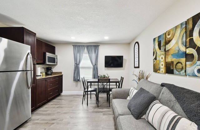Tampa Retreat – Perfect Location