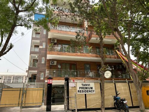 Tanvi Premium Residency-Close to Artemis, Medanta & Fortis