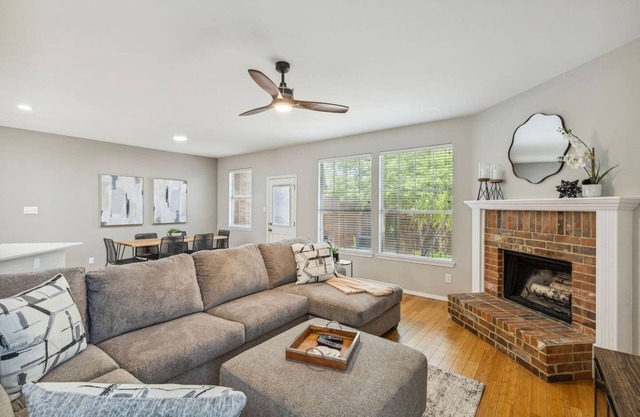 TCH - Spacious 4bd/2.5ba in Rockwall with Office