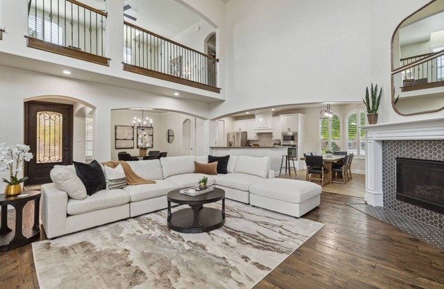 TCH - Spacious 5bd/3.5ba in Keller with Workspace