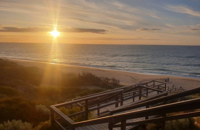 Telperio-4 people max.Pet-friendly and non-smoking.Near beach, lakes & playpark.