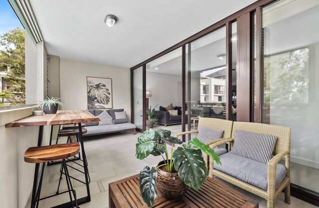 Temple Palm Cove Apt 305 offers luxury beach accommodation in Palm Cove