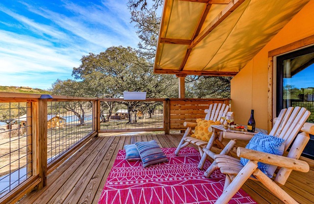 Tent | Pool Firepit Lake Hot tub River Heat/AC