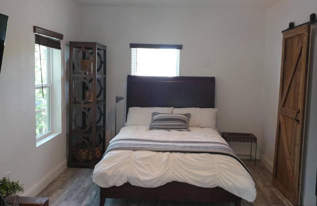 Texas Loft is an upstairs studio efficiency apartment