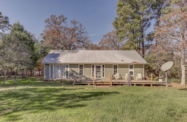 Texas Retreat w/Deck, Near Fishing & State Park!