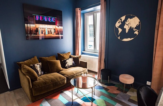 Théâtre Sinne Luxury Apartment