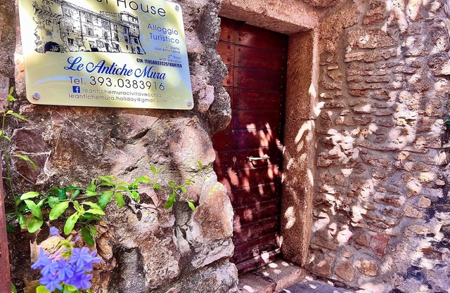 THE ANCIENT WALLS tourist apartment
