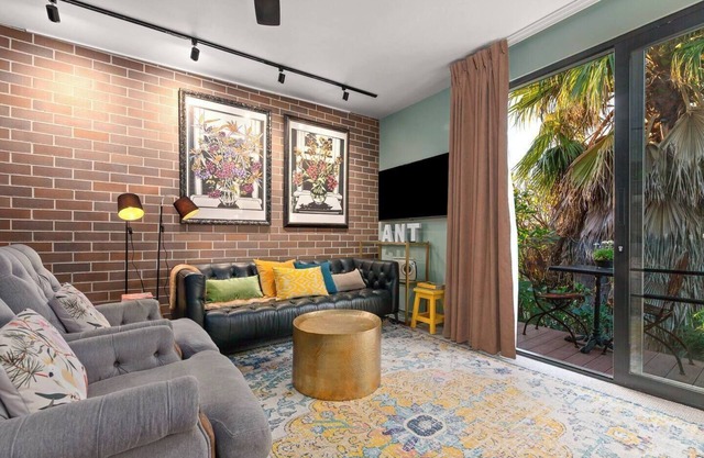 The Art Haus Retro Chic Hideaway near Local Gems