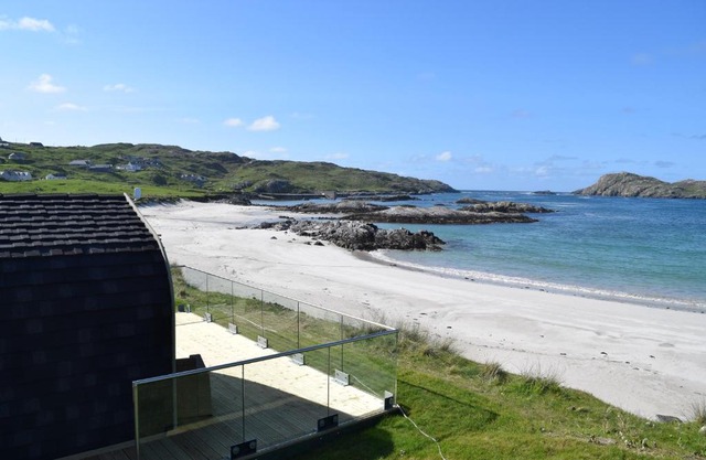 The Beach Bothies