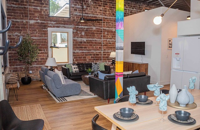 The Black Pearl - A Gorgeous Industrial-Style 4BR Home