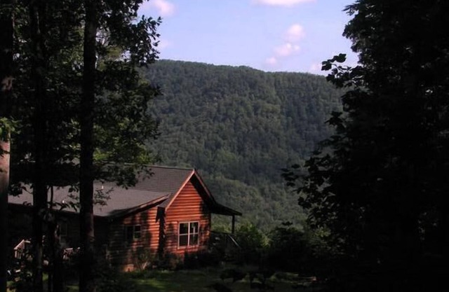 The Blackberry-25 Acres- Best View -See Guestbook