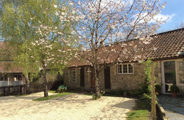 The Campbell Cottage - Part of The Hinton Grange Collection