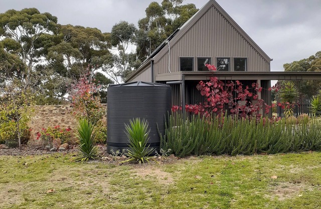 The Capannone, a one BR country cottage. Perfect getaway.