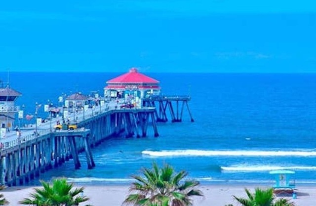 The Coastal Nest ★ Private space, near everything!