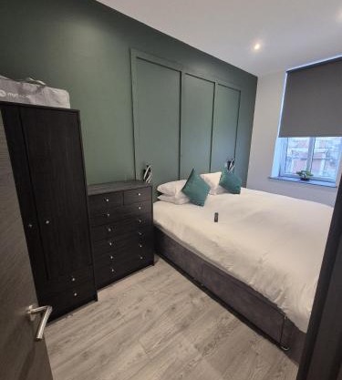 The Cotswold Escape 14 - City Centre